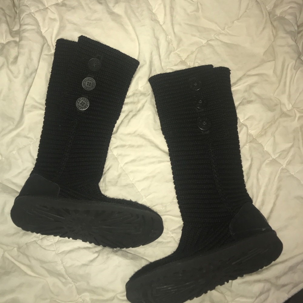 Black Cardi UGG boots